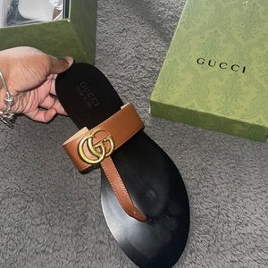 Gucci thong sandals